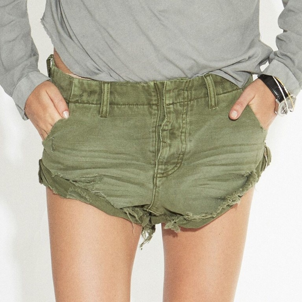 One teaspoon shorts